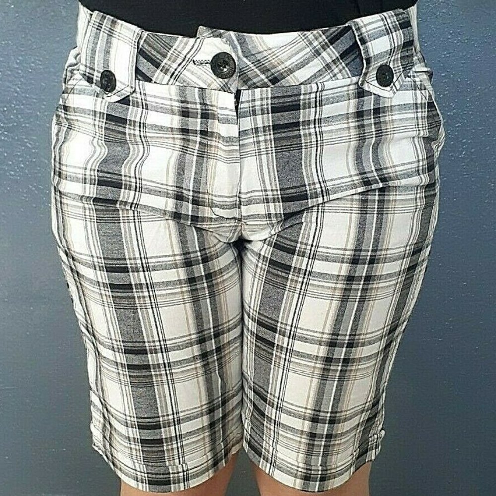Ponny Tail USA Plaid Shorts size Large with Pockets *NWOT* Casual Work Stretch